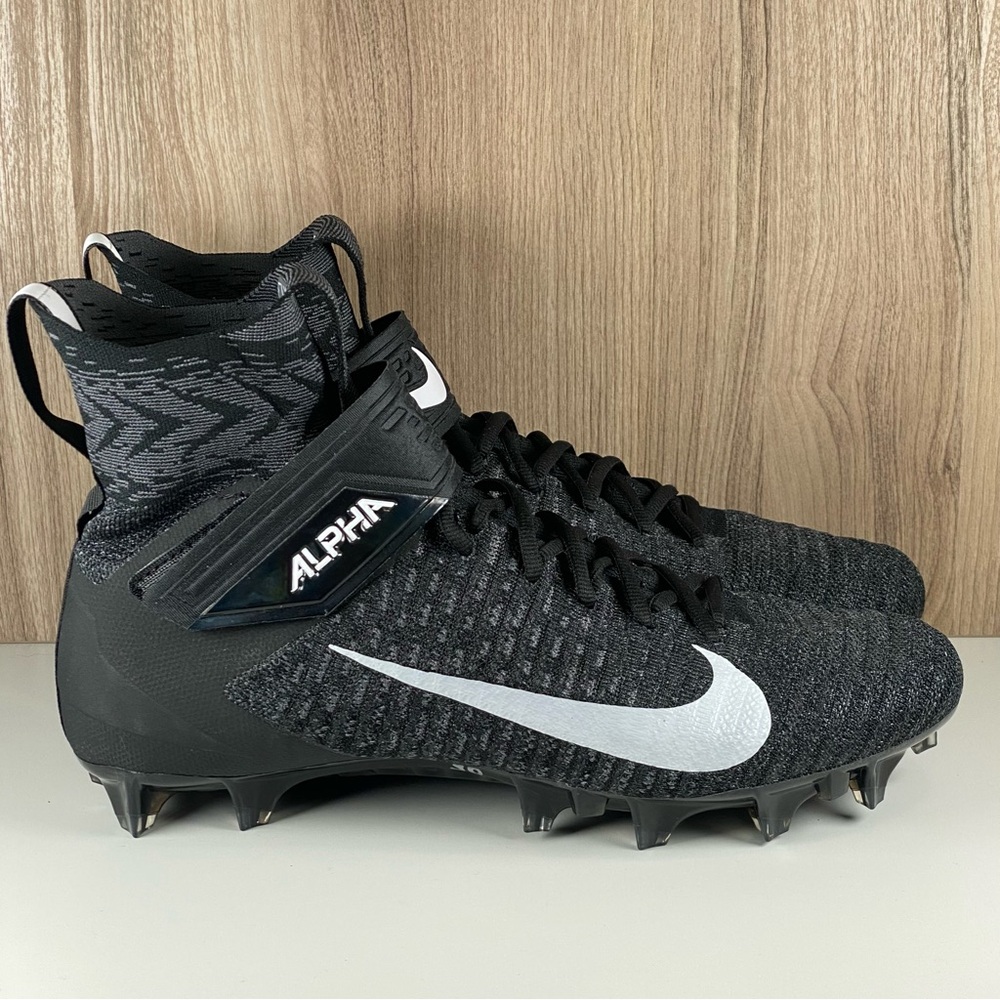 Nike Alpha Menace Elite 2 Football Cleats Black White AO3374-001 Men’s Size 13